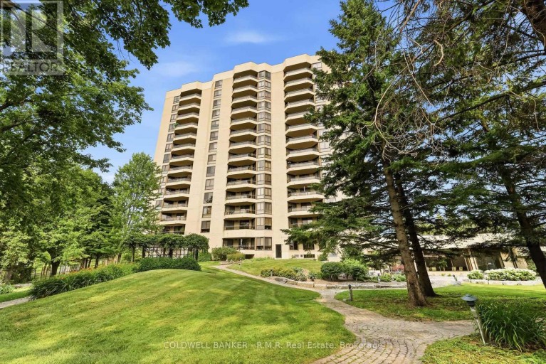 305 - 900 WILSON ROAD N, Oshawa (Centennial), Ontario, L1G7T2