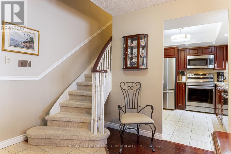110 - 25 CUMBERLAND LANE, Ajax (South West), Ontario, L1S7K1