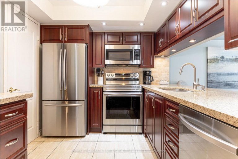 110 - 25 CUMBERLAND LANE, Ajax (South West), Ontario, L1S7K1