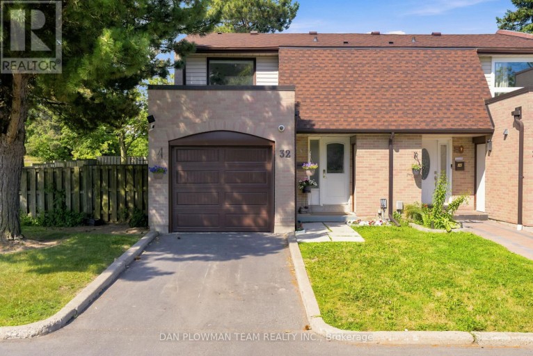 32 - 11 LIVONIA PLACE, Toronto (Morningside), Ontario, M1E4W5