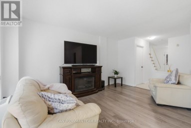 32 - 11 LIVONIA PLACE Toronto (Morningside) Ontario photo 6