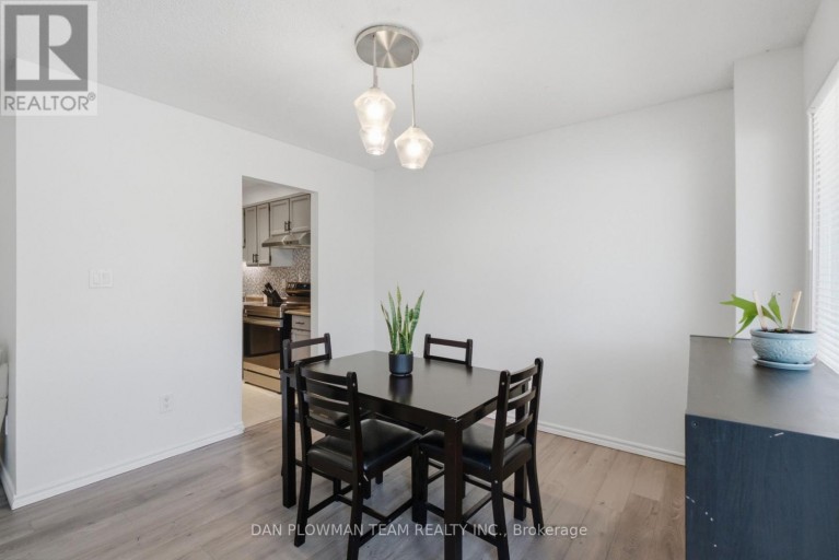 32 - 11 LIVONIA PLACE, Toronto (Morningside), Ontario, M1E4W5