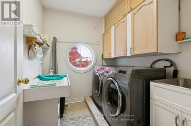 768 MILLARD STREET E Whitchurch-Stouffville (Stouffville) Ontario photo 24