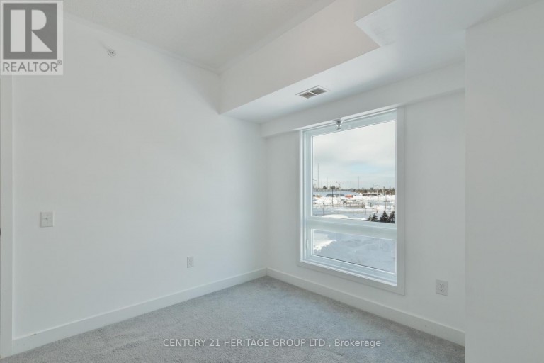 201 - 10 CULINARY LANE, Barrie, Ontario, L9J0C2