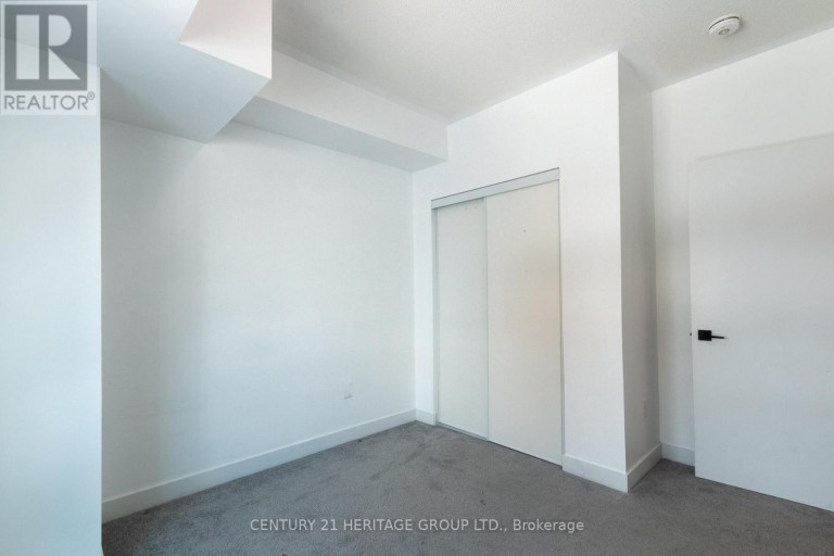 201 - 10 CULINARY LANE, Barrie, Ontario, L9J0C2