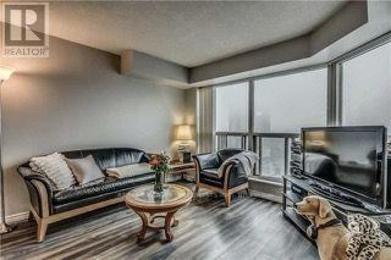 1401 - 335 WEBB DRIVE, Mississauga (City Centre), Ontario, L5B4A1