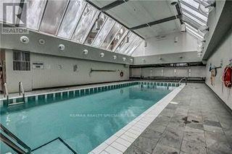 1401 - 335 WEBB DRIVE, Mississauga (City Centre), Ontario, L5B4A1