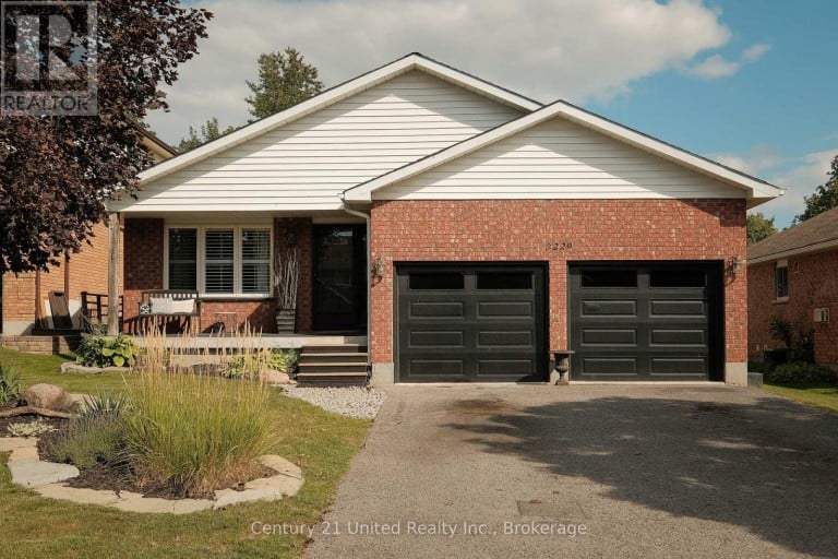 2229 LORRAINE DRIVE, Peterborough (Northcrest Ward 5), Ontario, K9L1Y6