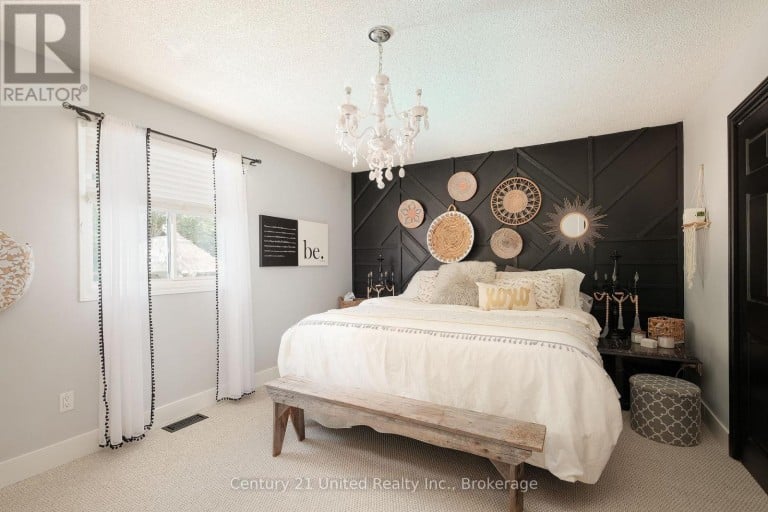 2229 LORRAINE DRIVE, Peterborough (Northcrest Ward 5), Ontario, K9L1Y6