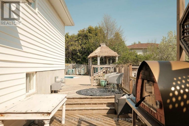 2229 LORRAINE DRIVE, Peterborough (Northcrest Ward 5), Ontario, K9L1Y6