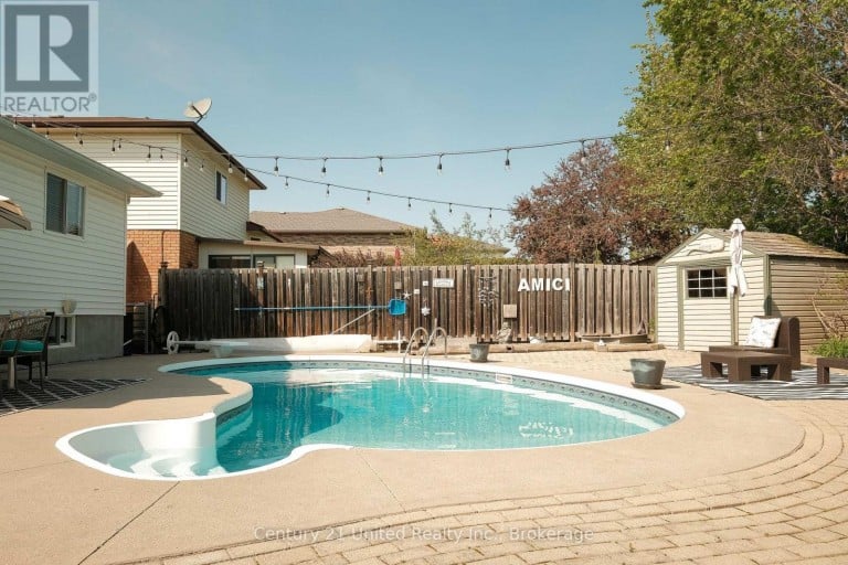 2229 LORRAINE DRIVE, Peterborough (Northcrest Ward 5), Ontario, K9L1Y6
