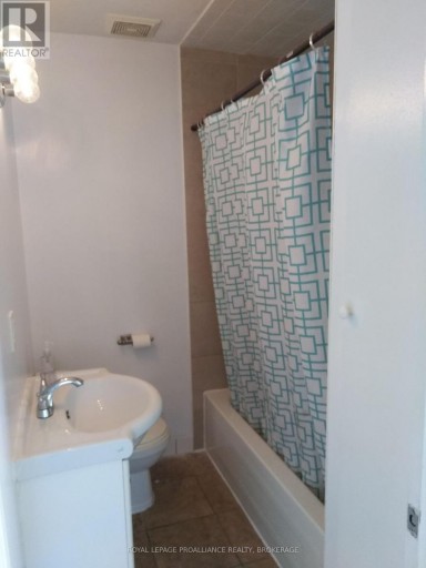 635 VICTORIA STREET, Kingston (East of Sir John A. Blvd), Ontario, K7K4S3