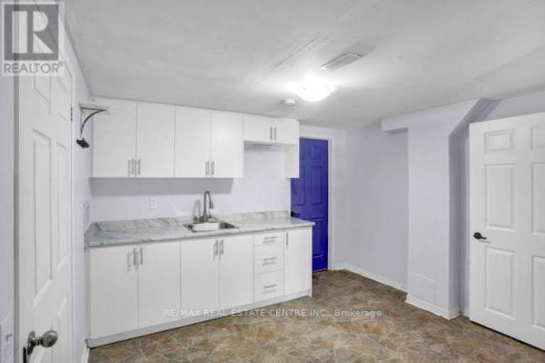 58 AVENUE STREET, Oshawa (Central), Ontario, L1H0B7