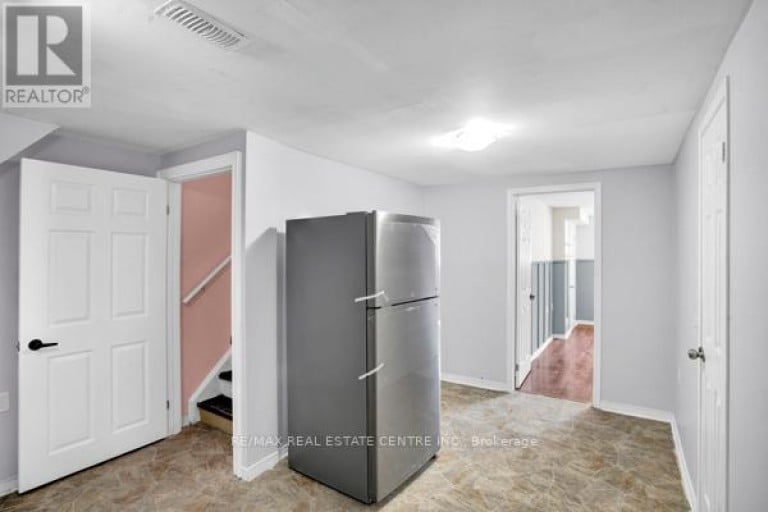 58 AVENUE STREET, Oshawa (Central), Ontario, L1H0B7