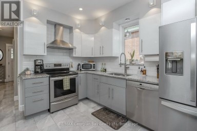 449 ELIZABETH STREET Midland Ontario photo 13