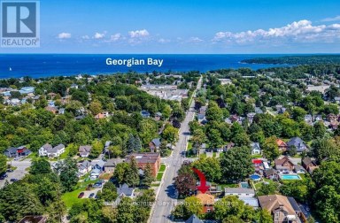449 ELIZABETH STREET Midland Ontario photo 2
