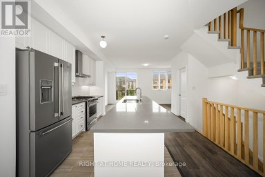 6 BLUE FOREST CRESCENT Barrie (Painswick North) Ontario photo 13