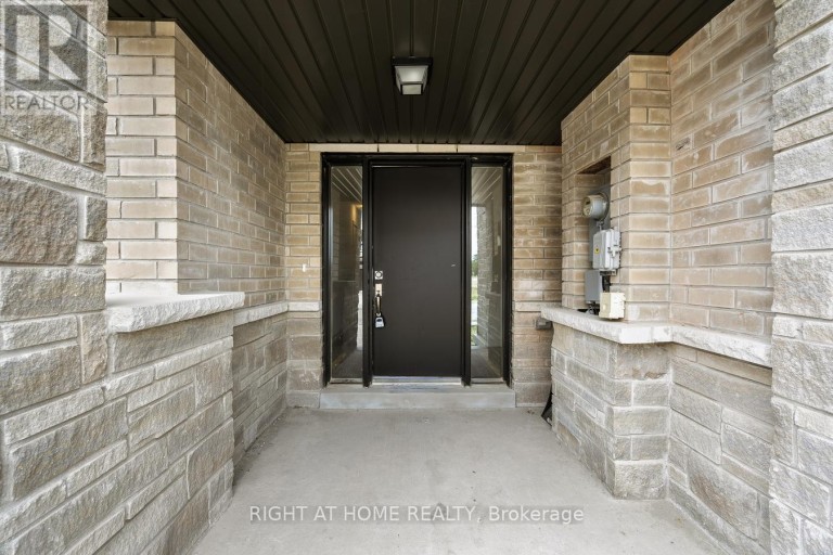 6 BLUE FOREST CRESCENT, Barrie (Painswick North), Ontario, L9J0N3