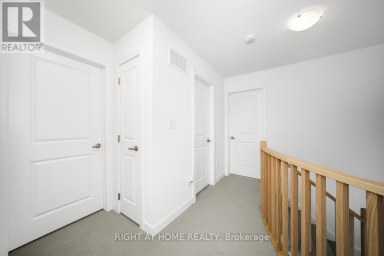 6 BLUE FOREST CRESCENT Barrie (Painswick North) Ontario photo 23