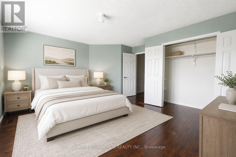 5267 BROOKWOOD COURT, Mississauga (East Credit), Ontario, L5V2N8