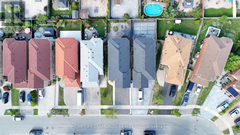 5267 BROOKWOOD COURT, Mississauga (East Credit), Ontario, L5V2N8