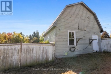 15880 62 HIGHWAY Madoc Ontario photo 29