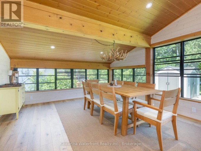 14 GILLIS STREET, Kawartha Lakes (Fenelon), Ontario, K0M1G0