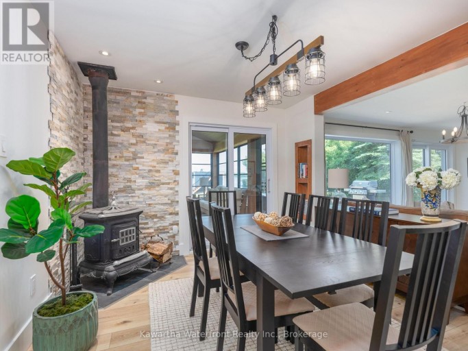 14 GILLIS STREET, Kawartha Lakes (Fenelon), Ontario, K0M1G0