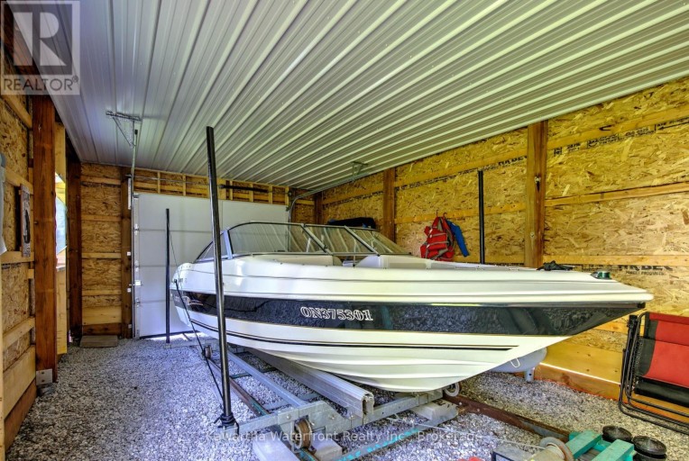 14 GILLIS STREET, Kawartha Lakes (Fenelon), Ontario, K0M1G0