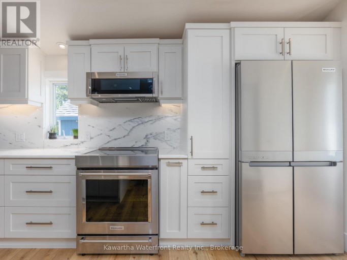 14 GILLIS STREET, Kawartha Lakes (Fenelon), Ontario, K0M1G0