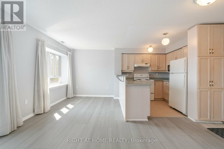 306 - 1387 BAYVIEW AVENUE, Toronto (Leaside), Ontario, M4G3A5