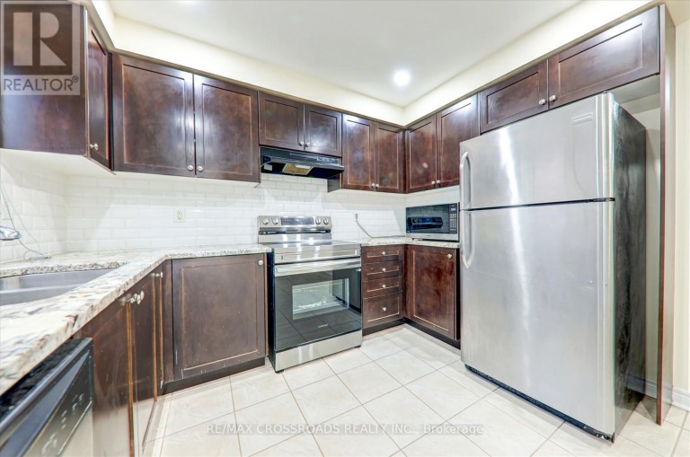 19 KAWNEER TERRACE, Toronto (Dorset Park), Ontario, M1P0C3