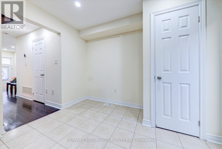 19 KAWNEER TERRACE, Toronto (Dorset Park), Ontario, M1P0C3