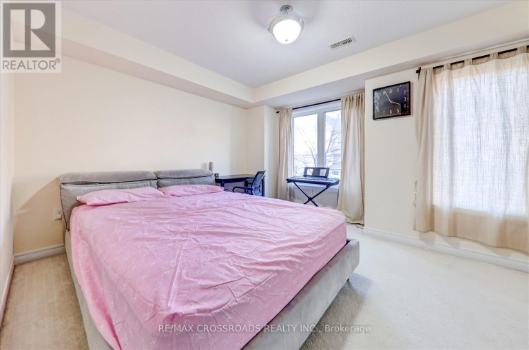 19 KAWNEER TERRACE, Toronto (Dorset Park), Ontario, M1P0C3