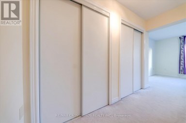 19 KAWNEER TERRACE Toronto (Dorset Park) Ontario photo 23