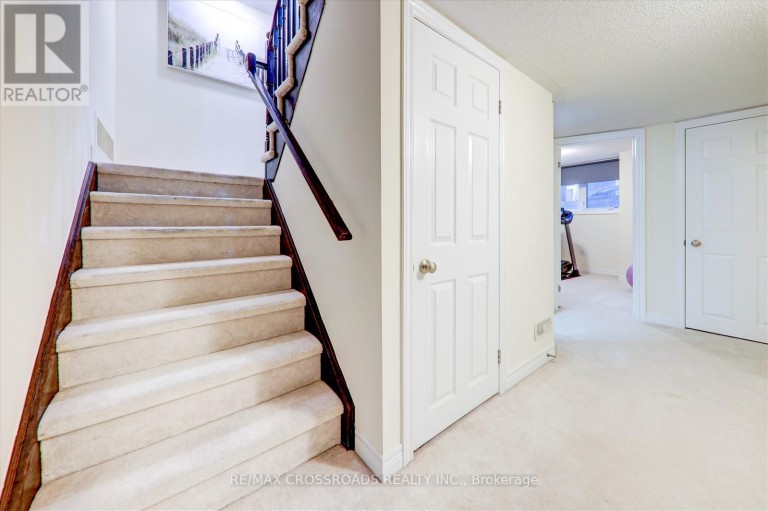 19 KAWNEER TERRACE, Toronto (Dorset Park), Ontario, M1P0C3