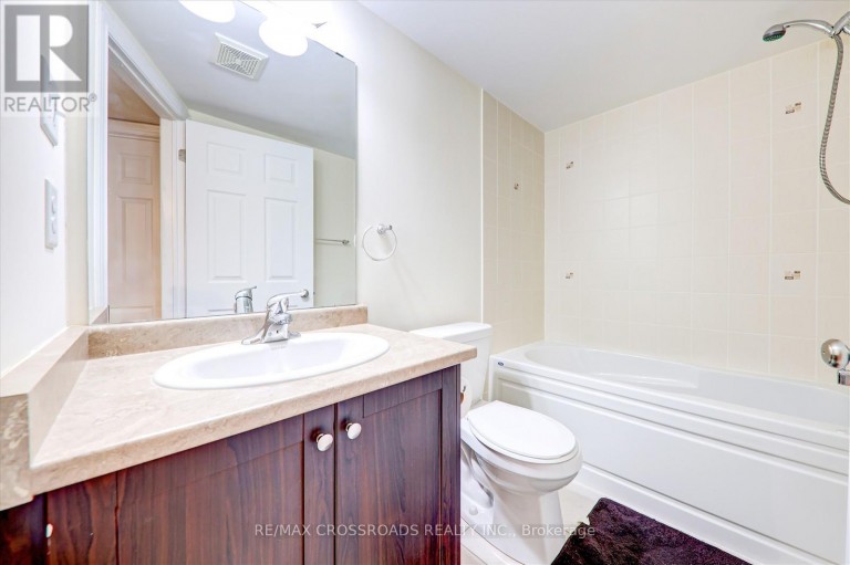 19 KAWNEER TERRACE, Toronto (Dorset Park), Ontario, M1P0C3