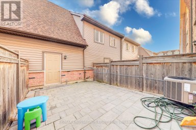 19 KAWNEER TERRACE Toronto (Dorset Park) Ontario photo 31