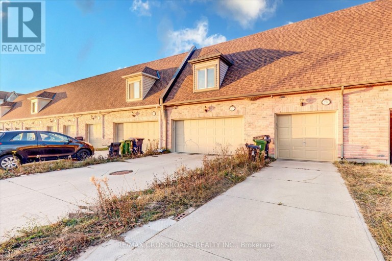 19 KAWNEER TERRACE, Toronto (Dorset Park), Ontario, M1P0C3