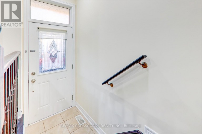 19 KAWNEER TERRACE, Toronto (Dorset Park), Ontario, M1P0C3