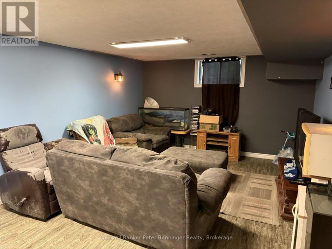 672 21ST AVENUE, Hanover, Ontario, N4N3L2