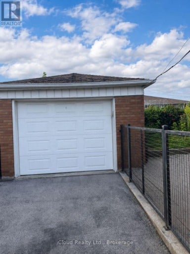138 LOMAR DRIVE, Toronto (Glenfield-Jane Heights), Ontario, M3N1Z4