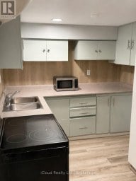 138 LOMAR DRIVE Toronto (Glenfield-Jane Heights) Ontario photo 6