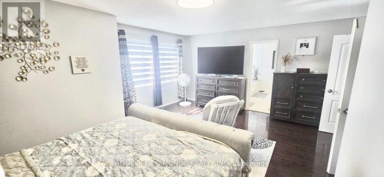 186 FERNFOREST DRIVE, Brampton (Sandringham-Wellington), Ontario, L6R1T7