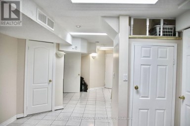 186 FERNFOREST DRIVE Brampton (Sandringham-Wellington) Ontario photo 25