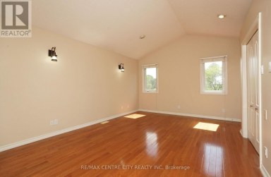 742 MARIGOLD STREET London North (North C) Ontario photo 11