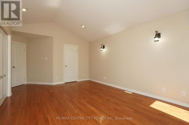 742 MARIGOLD STREET London North (North C) Ontario photo 12