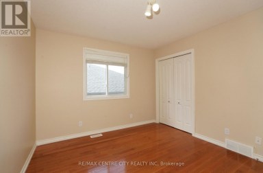742 MARIGOLD STREET London North (North C) Ontario photo 21