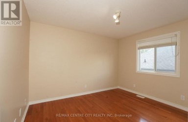 742 MARIGOLD STREET London North (North C) Ontario photo 22