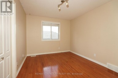 742 MARIGOLD STREET London North (North C) Ontario photo 23